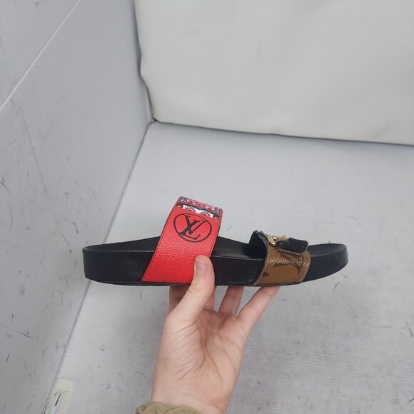 Louis Vuitton Bom Dia Kyoto Monogram Slide Sandal - Picture 10 of 15